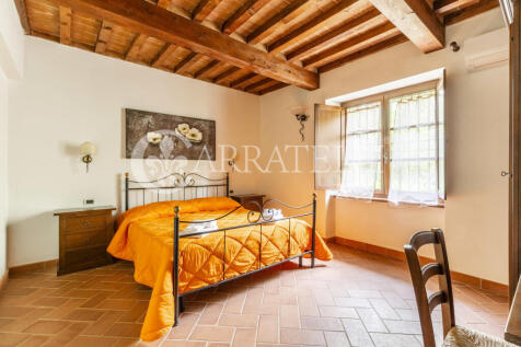 Massa Marittima Casa