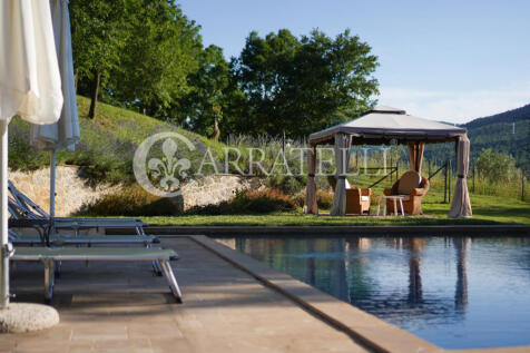 Santa Fiora Villa co