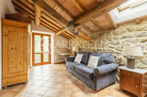 Santa Fiora Villa co