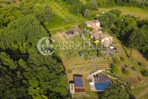 Santa Fiora Villa co