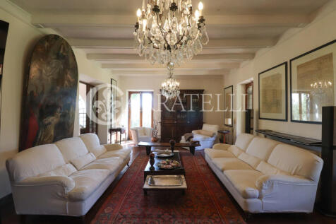 Prestigiosa villa a 