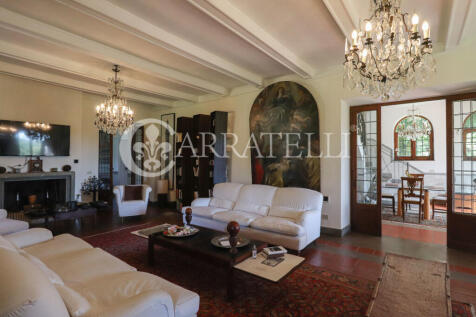 Prestigiosa villa a 