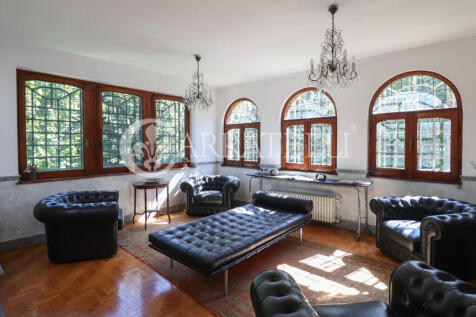 Prestigiosa villa a 