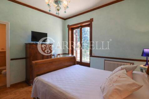 Prestigiosa villa a 