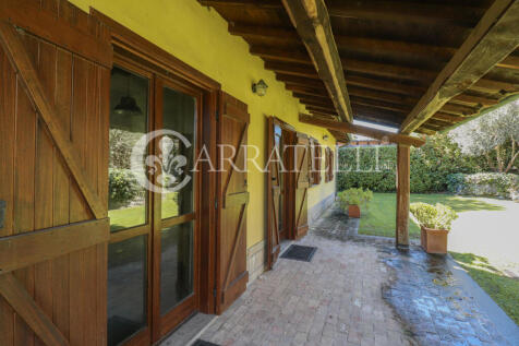 Prestigiosa villa a 