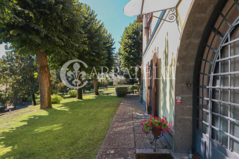 Prestigiosa villa a 