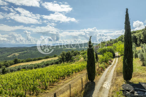 Arezzo casale in pie