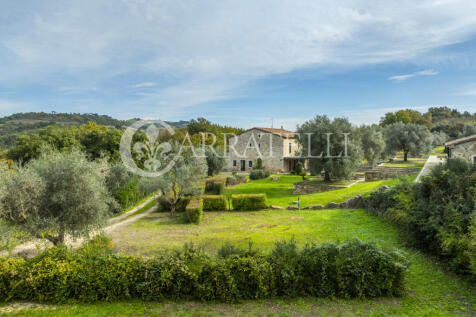 Casale d arte vicino