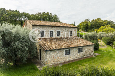 Casale d arte vicino