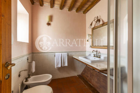 Casale d arte vicino