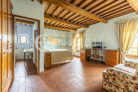 Casale d arte vicino