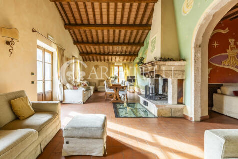 Casale d arte vicino