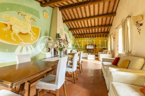 Casale d arte vicino