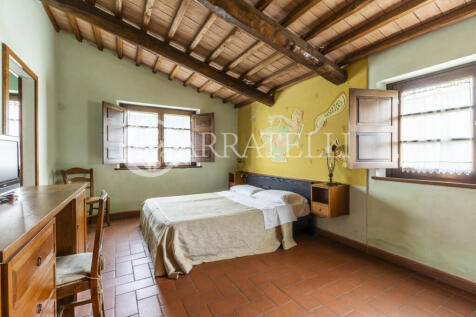 Casale d arte vicino