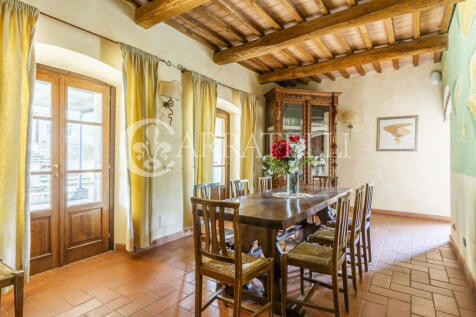 Casale d arte vicino