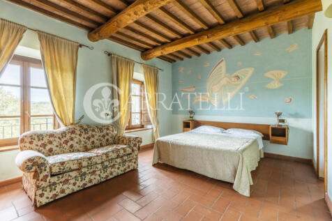 Casale d arte vicino