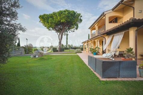 Bellissimo casale a 