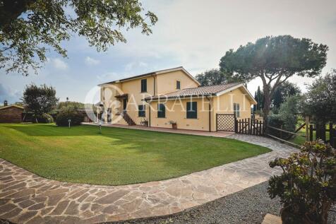 Bellissimo casale a 