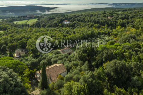 Monteriggioni Siena 