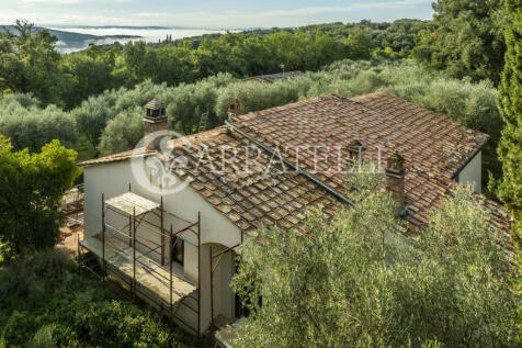 Monteriggioni Siena 