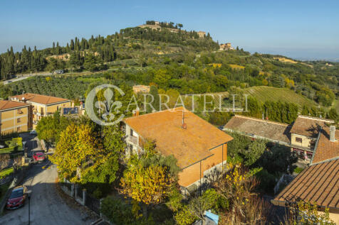 Villa con vista Pano