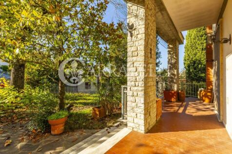 Villa con vista Pano