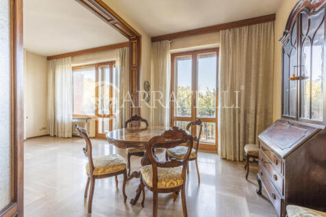 Villa con vista Pano