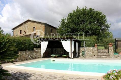 Casale in pietra con