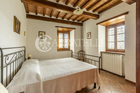 Casale panoramico su