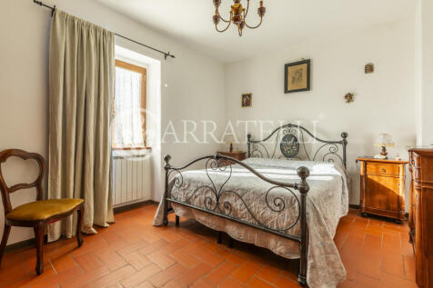 Casale panoramico su