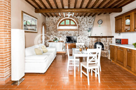 podere con dependanc
