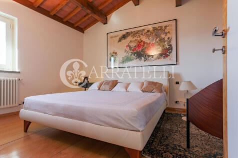 Moderna villa con pi