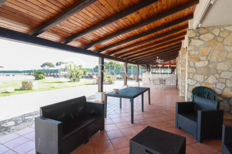 Villa di lusso front