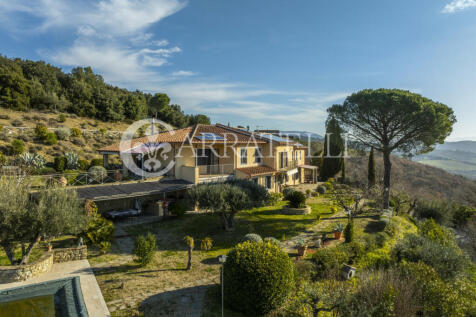 Villa sul Trasimeno 