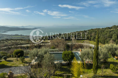 Villa sul Trasimeno 