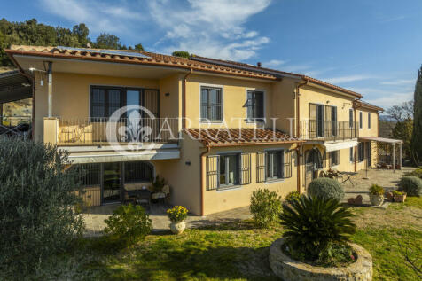 Villa sul Trasimeno 