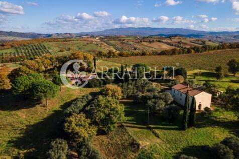 Casale da sogno tra 