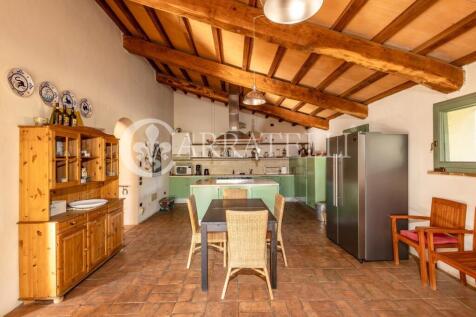 Casale da sogno tra 