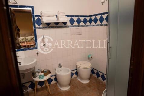 Casale con parco e p
