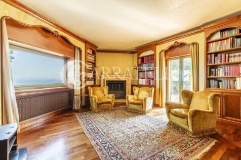 Villa con vista mozz