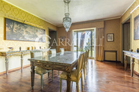 Villa con vista mozz