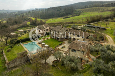 Todi stupenda propri