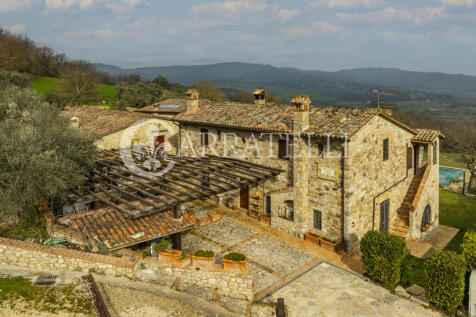 Todi stupenda propri