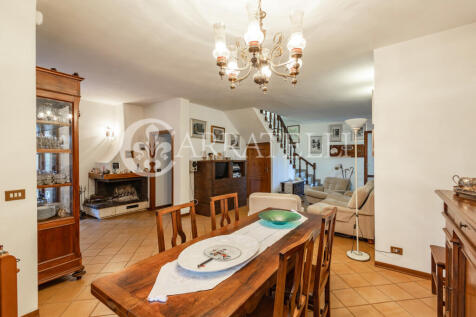 Elegante Villa con g