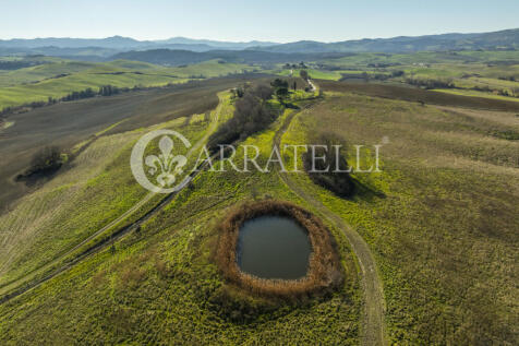 podere toscano in pi