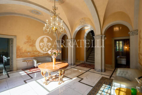 Tenuta con piscina e
