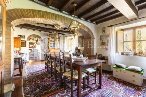 Delizioso borgo tosc