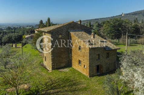 Villa storica a Cort