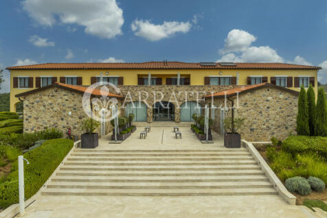 Casale con terreno e