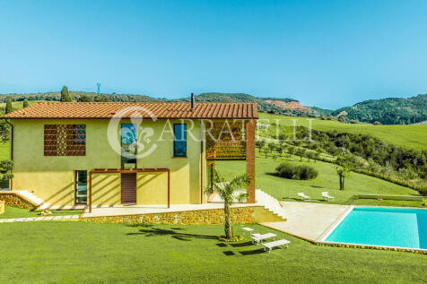 Villa con piscina ne